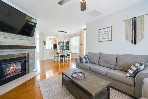 Boosting Pool Coping Longevity: Effective Strategies for Weathering the UK's Rainy Conditions